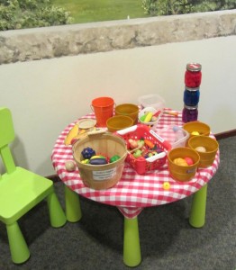 Play table and food